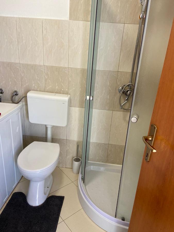 Apartman Hana U Blizini Automotodroma Grobnik I Kostrenski Plaza Kostrena Exteriör bild