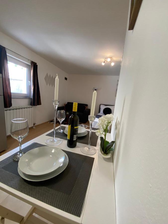 Apartman Hana U Blizini Automotodroma Grobnik I Kostrenski Plaza Kostrena Exteriör bild
